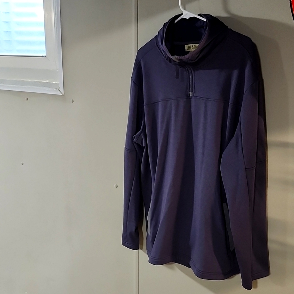 Lake and trail hooded pull over XL